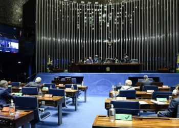 Senado pode votar hoje PEC dos Precatórios