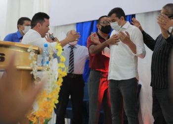 Wilson dá mais um passo em busca do voto evangélico