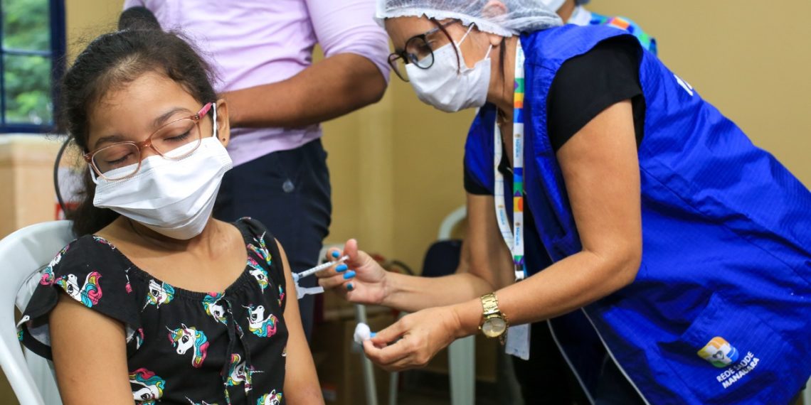 Manaus inicia vacinação contra a Covid para crianças de 11 anos