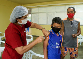 Covid: Manaus inicia nesta segunda vacinação de crianças com 11 anos