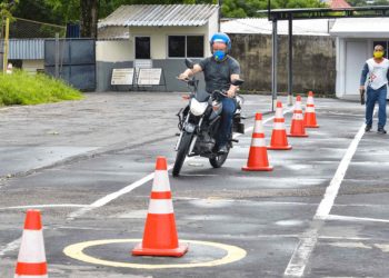 Detran-AM realiza exames de legislação e de direção em 16 municípios
