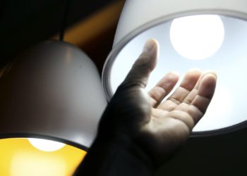 Conta de luz: bandeira de escassez hídrica deixa de ser cobrada