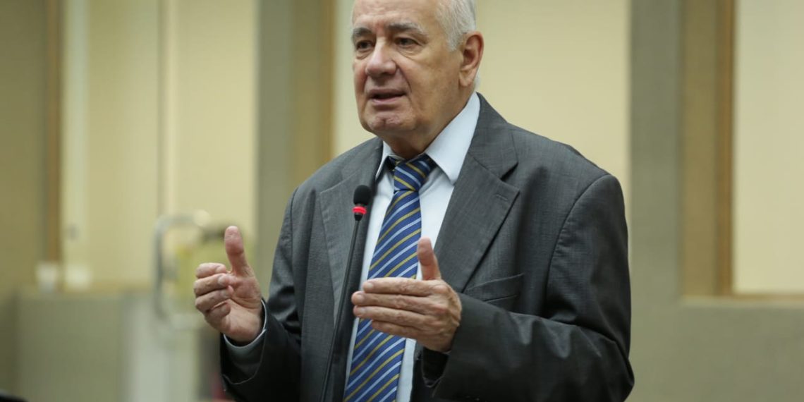 ‘Tentativa do Ministério da Defesa de interferir nas eleições é preparação de golpe’, diz Serafim