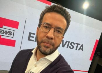 Janones admite retirar candidatura para apoiar Lula