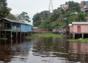 Região Metropolitana de Manaus tem 290,5 mil pessoas vivendo em extrema pobreza