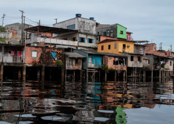 Número de pobres na região metropolitana de Manaus ultrapassa 41% da população