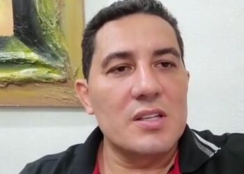 Deputados devem cassar, nesta quarta, medalha de prefeito que socou Cidade