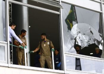 Justiça bloqueia R$ 6,5 milhões de acusados de financiar ataques