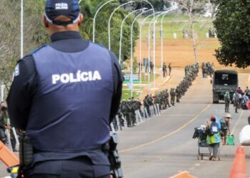 Presos no QG do Exército chegam a 1.200; 204 foram detidos domingo  