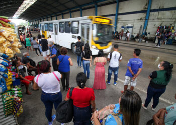 Reforma do Terminal 2 será concluída em 40 dias, diz David Almeida