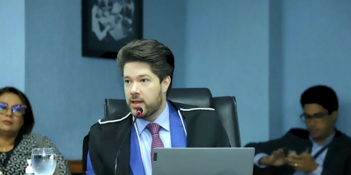 TCE suspende concurso público de Coari por indícios de irregularidade