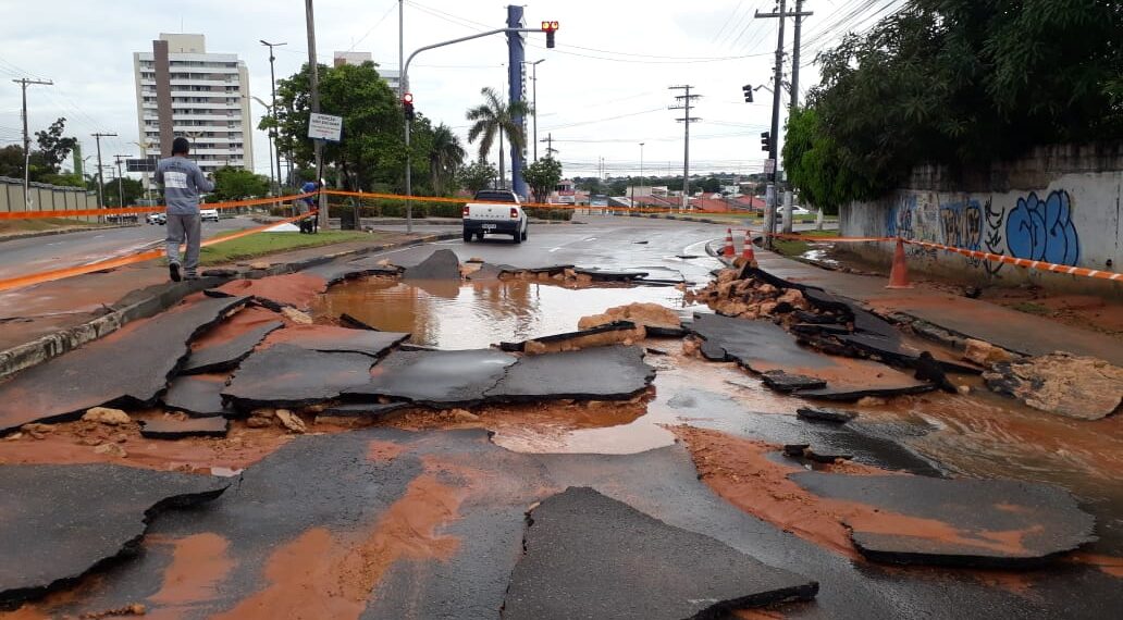 DPE pede indenização de R$ 1 milhão da Águas de Manaus por rompimento de adutoras