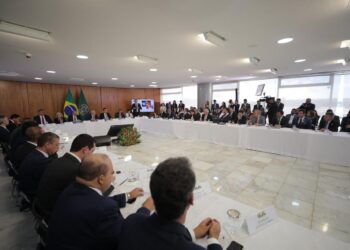 ‘Repressão tem um limite’, diz Wilson em reunião com Lula sobre violência nas escolas