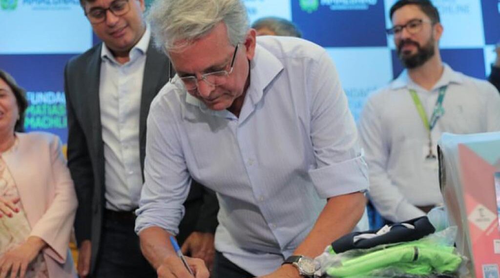 Pauderney é reconduzido ao comando do União Brasil no AM