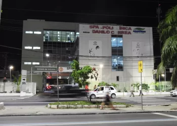 TCE-AM julga contas irregulares e multa ex-gestora do SPA Danilo Corrêa