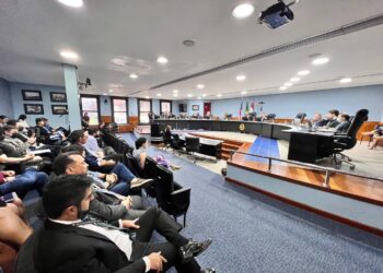 TCE-AM multa ex-gestor de Itacoatiara em mais de R$ 780 mil