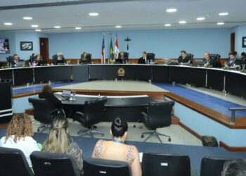 TCE: ex-presidente da Câmara de Presidente Figueiredo terá que devolver R$ 711 mil aos cofres públicos