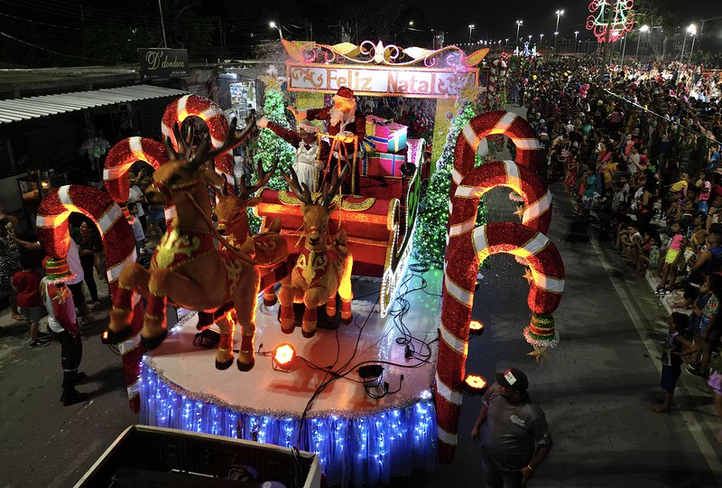 Prefeitura realiza '1ª Parada Natalina' na zona Leste de Manaus