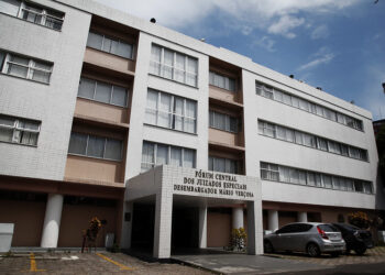 TJ-AM vai pagar R$ 31,8 milhões por obra de fórum em Manaus