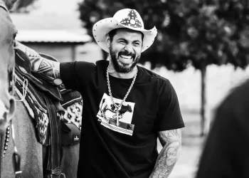 Cantor sertanejo João Carreiro morre aos 41 anos 