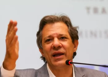 Haddad quer união internacional para taxar super-ricos