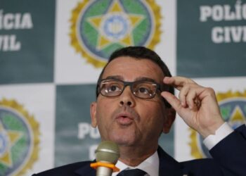 Moraes mantém prisão de delegado acusado do assassinato de Marielle