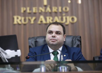 Ministro do STF suspende eleição antecipada de Cidade para presidir ALE-AM
