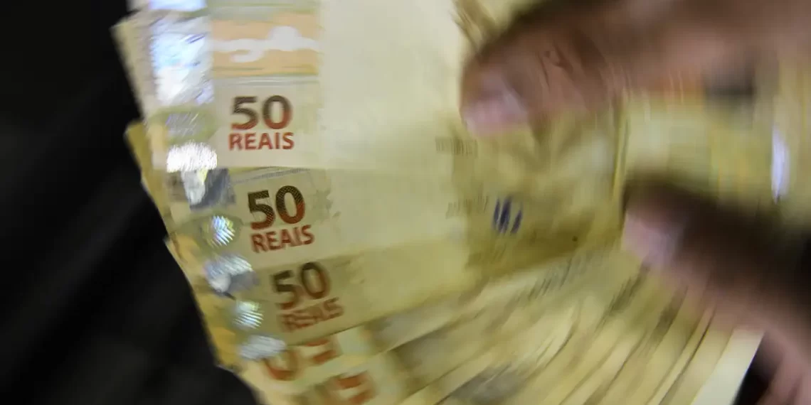 Governo aprova calendário do pagamento do abono salarial 2025