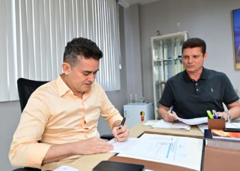 Prefeito anuncia reajuste e unificação das datas-bases