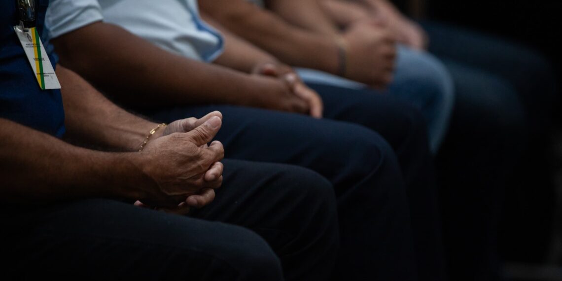PMs recebem 16 anos de prisão por matar vítima imobilizada em surto psicótico
